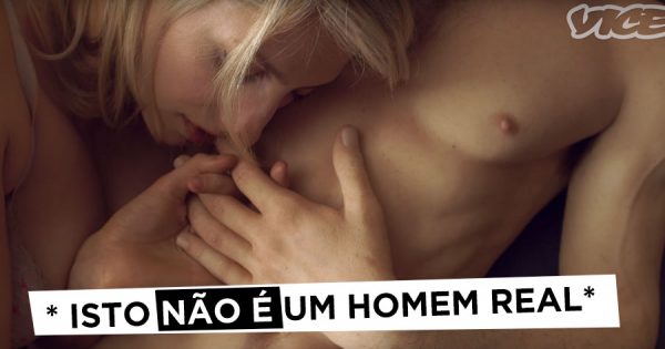 “Especialista em sexo” testa BONECO SEXUAL MASCULINO Hiper Realista