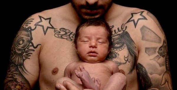 Pai Discriminado por Ter Tatuagens: Bebé Rejeitada na Creche