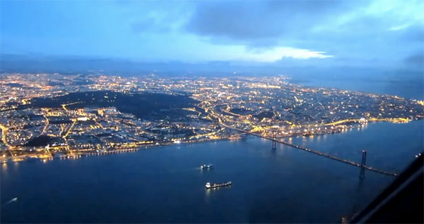 Aterrar em Lisboa ao Amanhecer