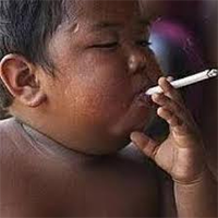 Ardi Rizal: 2 Anos e Fuma 40 Cigarros por Dia