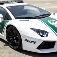 THEY SEE ME ROLLING: A Polícia do Dubai